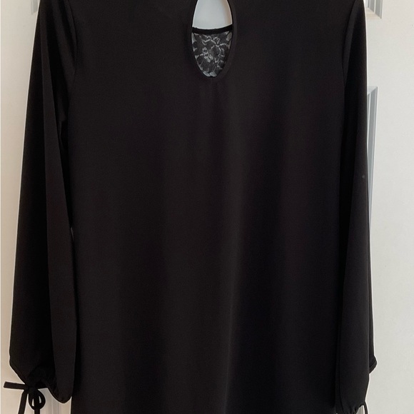 White House Black Market Lace Yoke Dressy Top - Size Large - Black - Picture 8 of 10